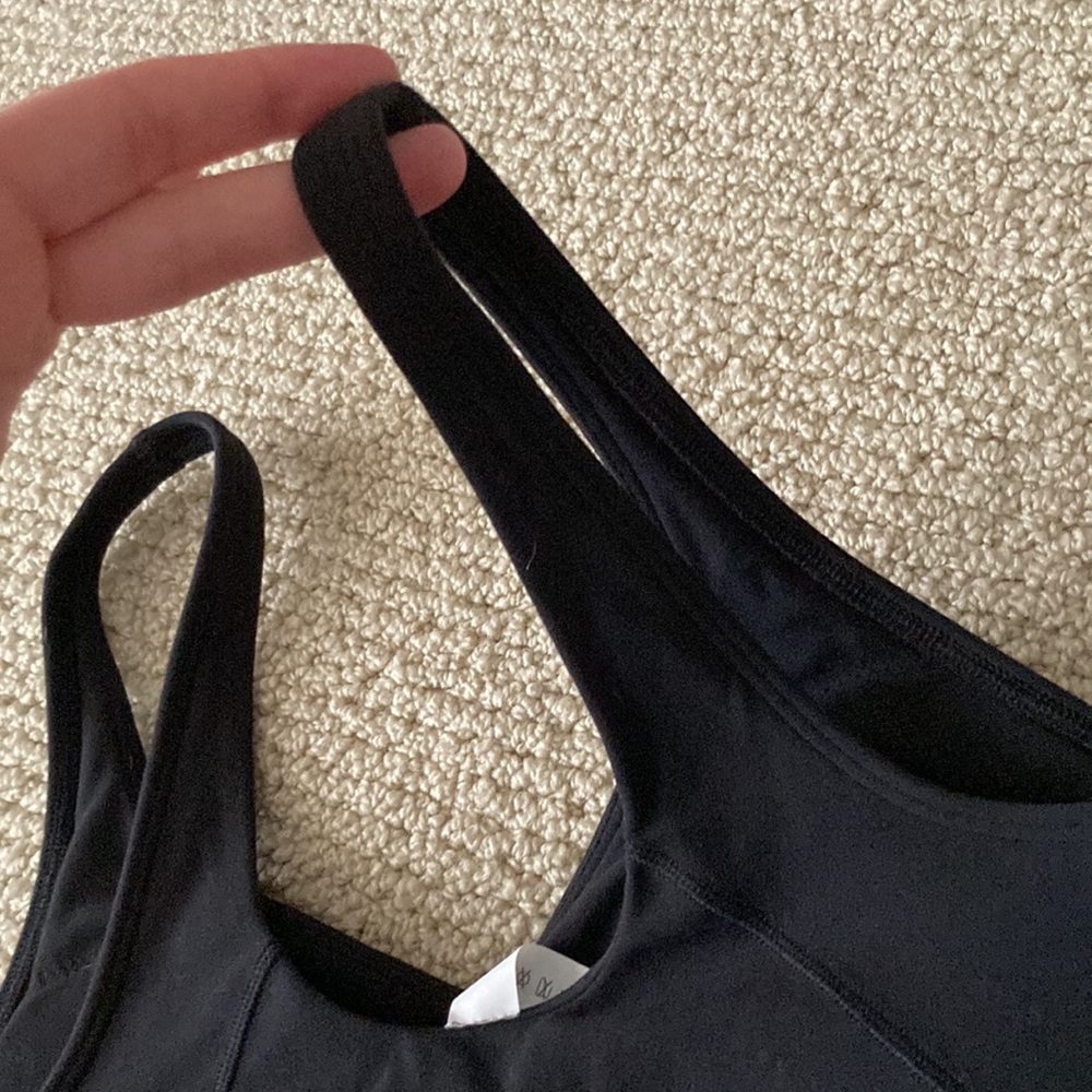 Lululemon Align Tank Black Size 4 Nulu Original Version 2020 Thin Strap Like New - Picture 5 of 7